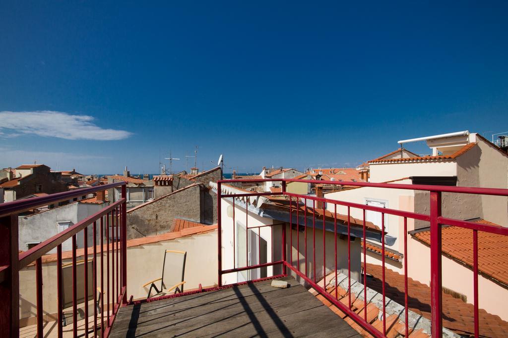 Apartment Vintage By Locap Group Piran Bagian luar foto